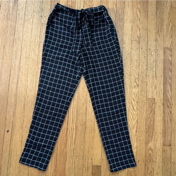 Have Black and White Checkered Pants Size M - Picture 5 of 11